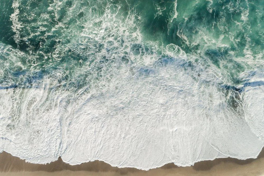 Levi-bare-707566-unsplash-1