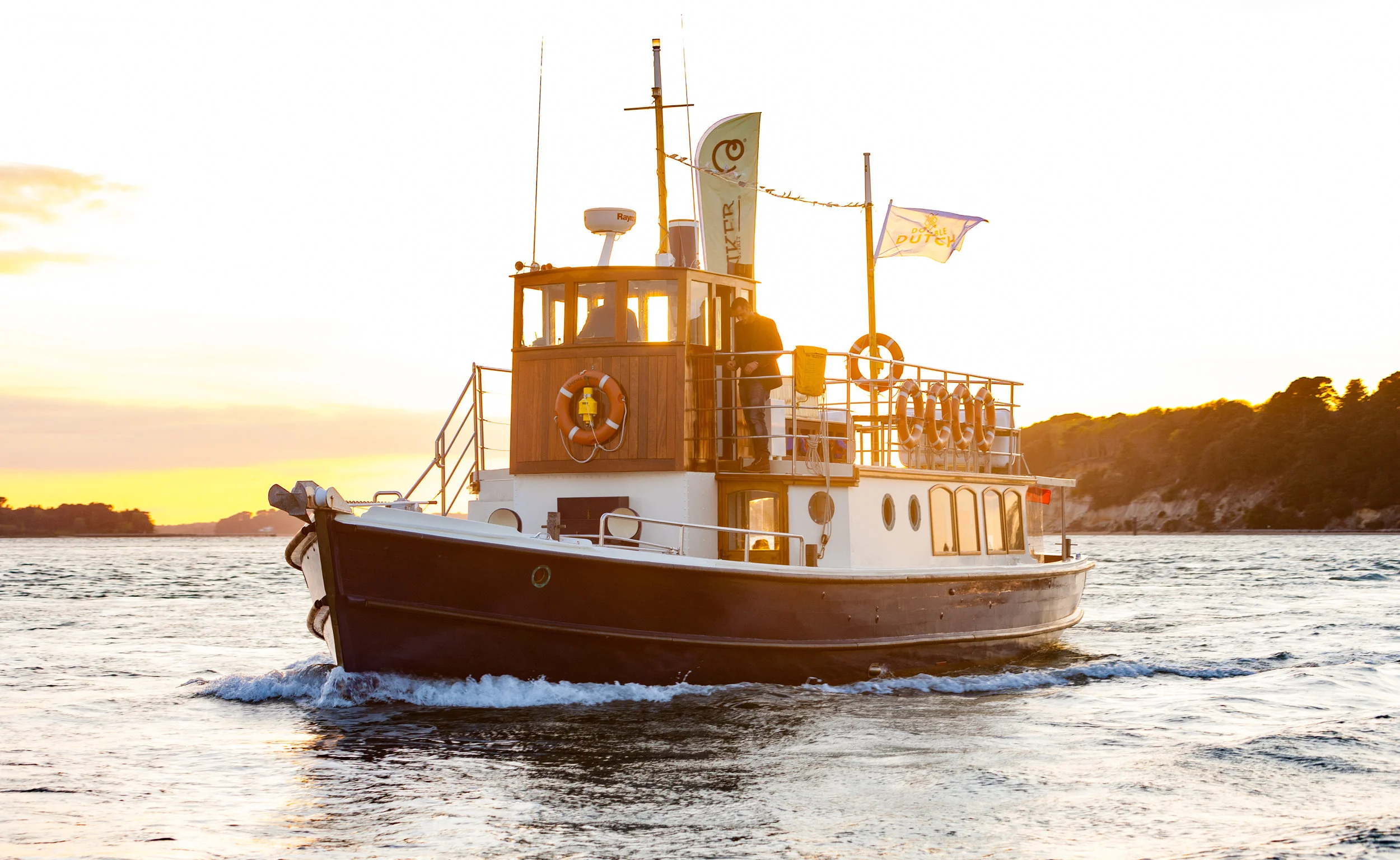 Conker Gin Cruise with Dorset Cruises, 20170411162