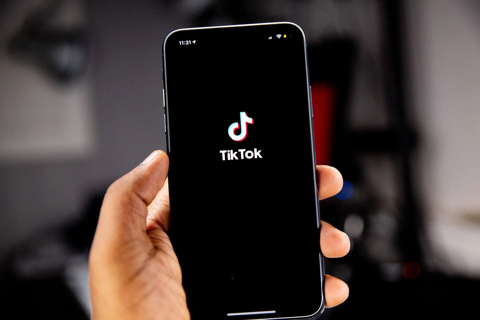 Benefits and Limitations of Advertising on TikTok